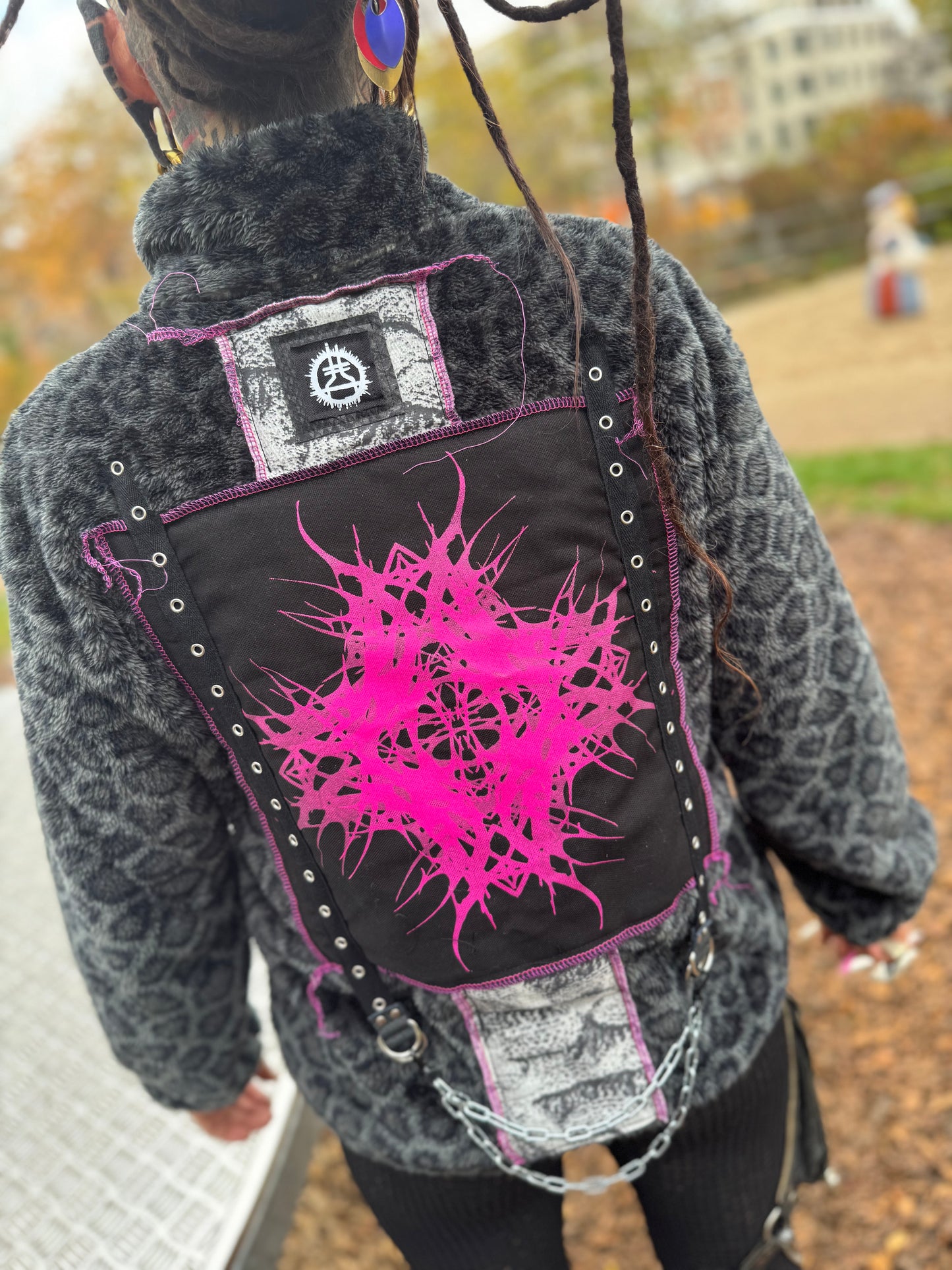 Pink Tribal Leo Jacke M