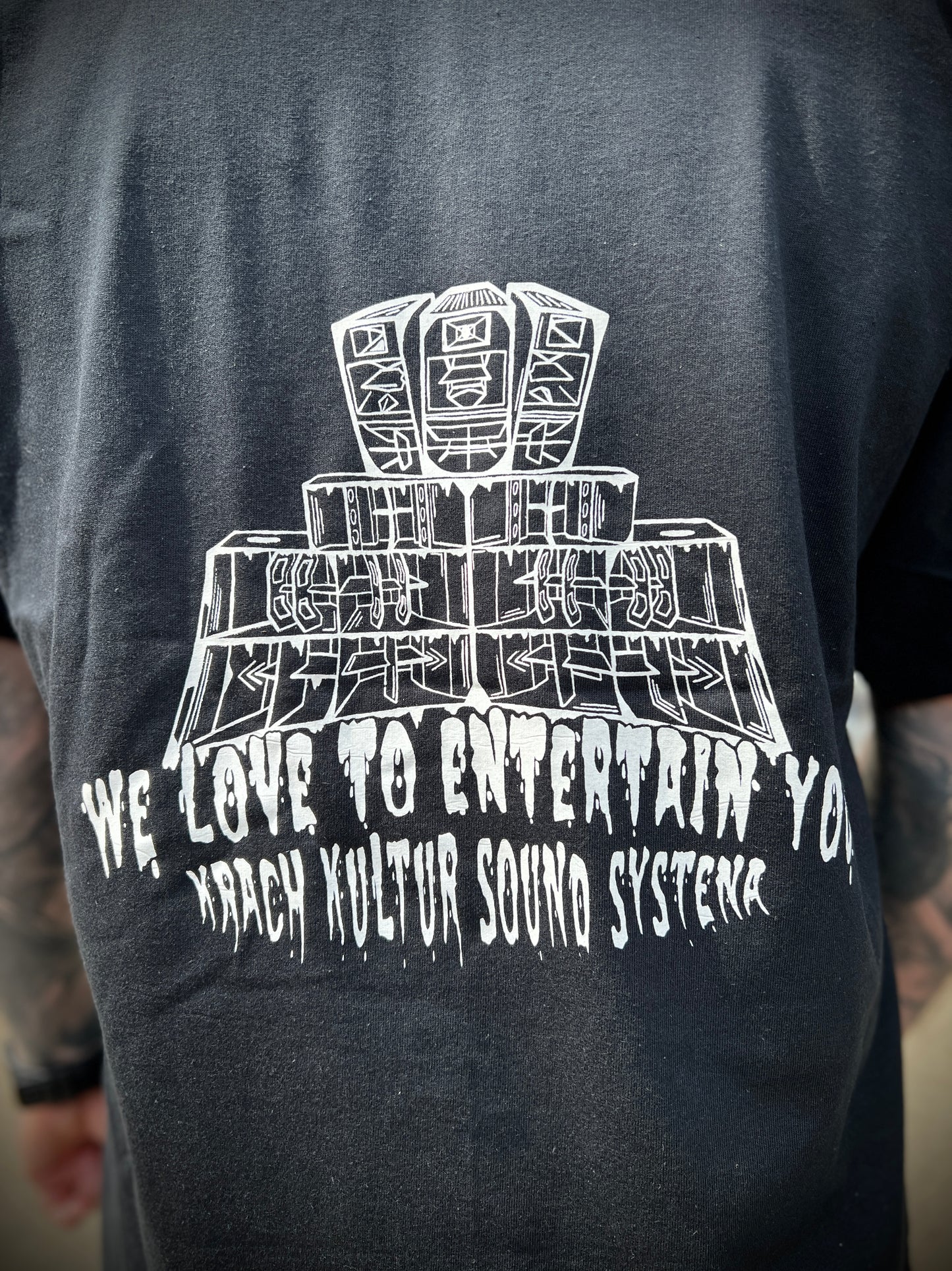 Krachkultur Shirt "love to entertain you"