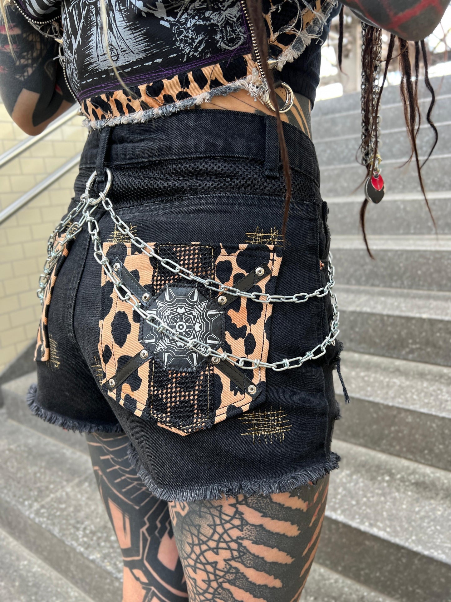 Black Leo upcycle Short