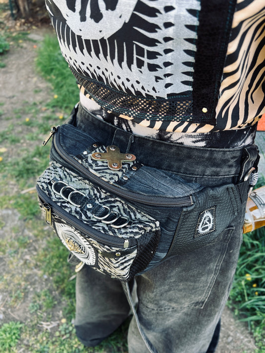 Big Hip-Bag
