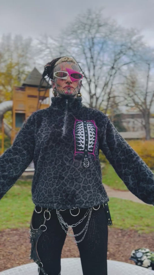 Pink Tribal Leo Jacke M